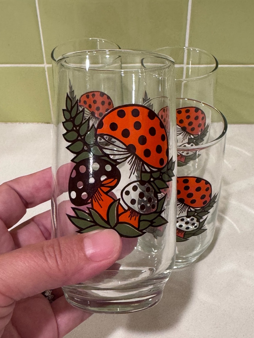 Sears, Roebuck and Co. "Merry Mushroom" drinking glasses - Set of 4 - Picture 3 of 6